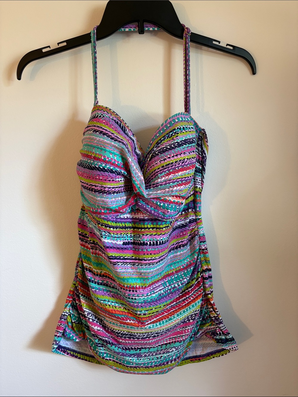 Anne Cole Multicolor Striped Twist-Front Swim Top.